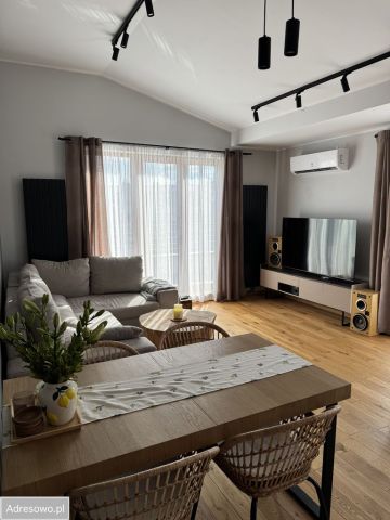 Mieszkanie 2-pokojowe Zamienie. Zdjęcie 1