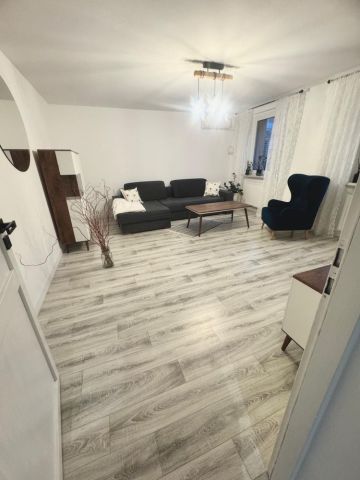 Mieszkanie 4-pokojowe Knurów. Zdjęcie 1