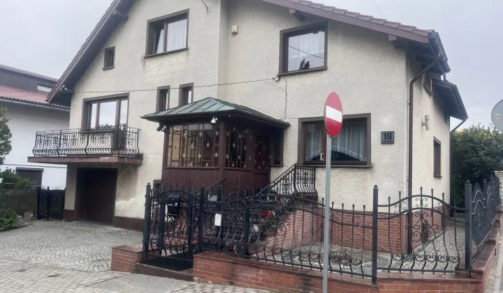 dom wolnostojący, 7 pokoi Piława Górna