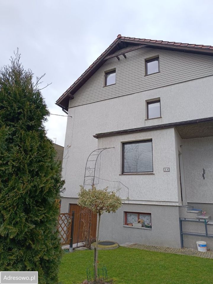 dom wolnostojący, 7 pokoi Świdnica, ul. Marii Skłodowskiej-Curie. Zdjęcie 2