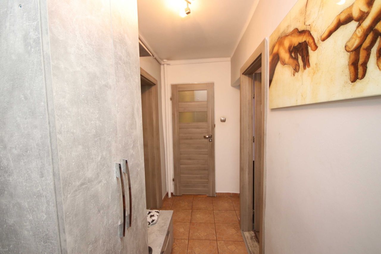 Mieszkanie 2-pokojowe Prudnik, ul. Kardynała Stefana Wyszyńskiego. Zdjęcie 3