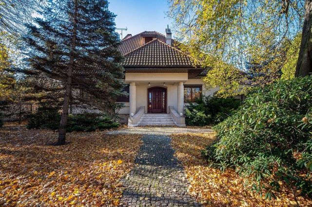 dom wolnostojący, 11 pokoi Łódź Julianów, ul. Świetlana. Zdjęcie 23