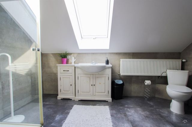 dom wolnostojący, 5 pokoi Budne. Zdjęcie 20