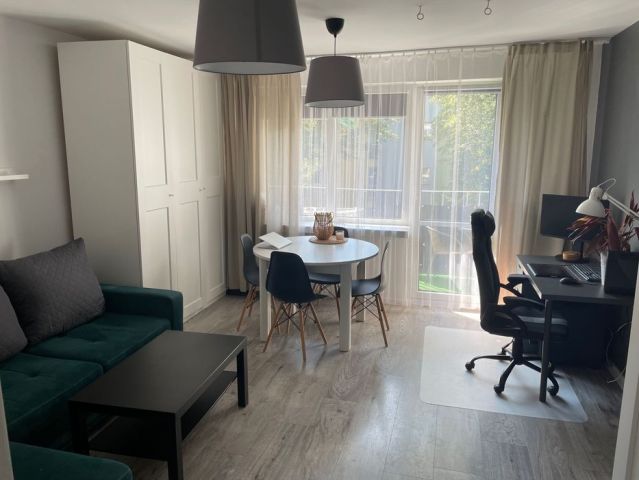 Mieszkanie 2-pokojowe Piotrków Trybunalski, ul. Stefana Batorego. Zdjęcie 1