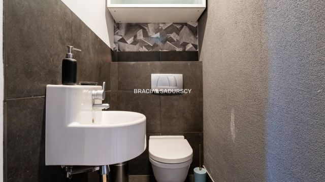 Mieszkanie 2-pokojowe Kraków Dębniki, ul. prof. Michała Bobrzyńskiego. Zdjęcie 8