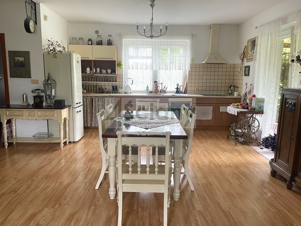 dom wolnostojący, 6 pokoi Chotomów. Zdjęcie 3