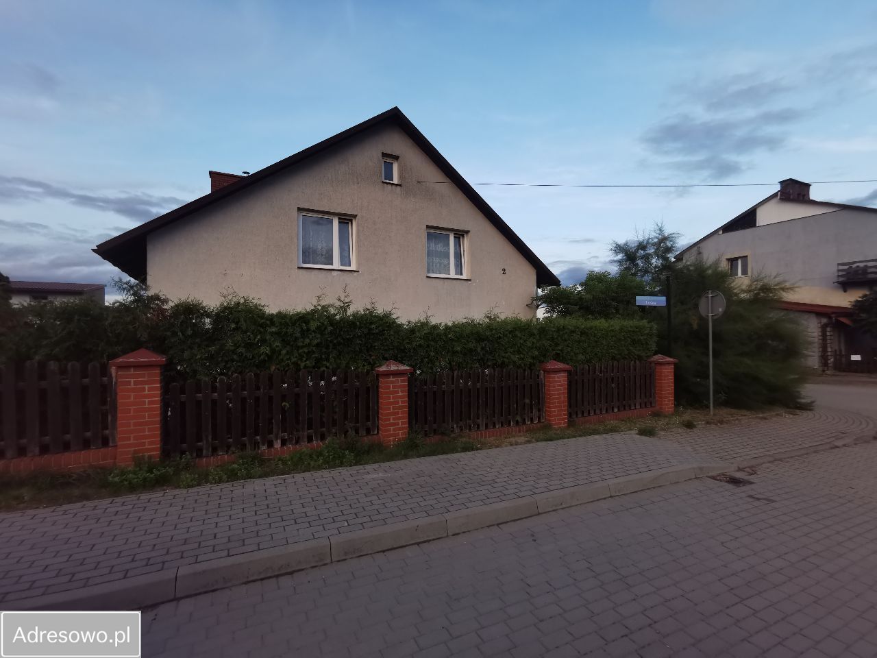 dom wolnostojący, 9 pokoi Jastrowie, ul. Leśna