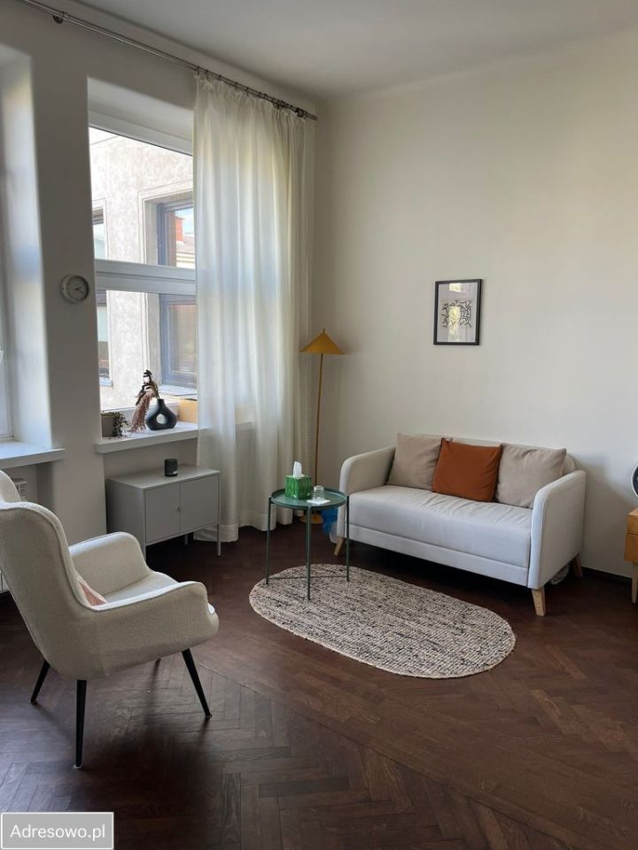 Mieszkanie 2-pokojowe Warszawa Śródmieście, ul. Jana Baptysty Moliera. Zdjęcie 3