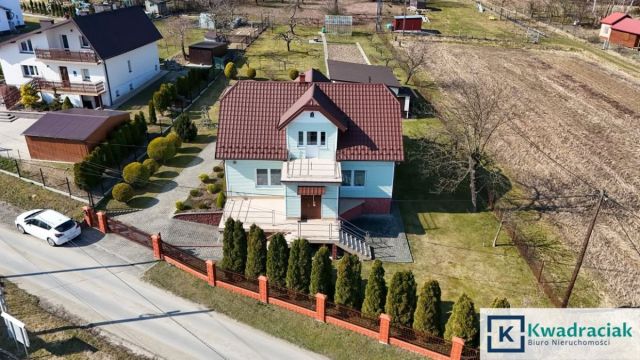 dom wolnostojący, 5 pokoi Jareniówka. Zdjęcie 1