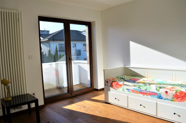 dom wolnostojący, 5 pokoi Zielonki-Wieś. Zdjęcie 17