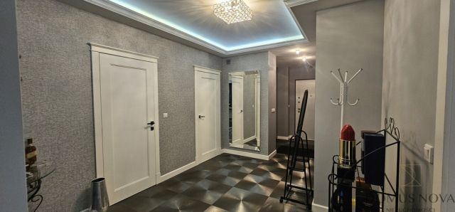 Mieszkanie 4-pokojowe Warszawa Gocław, ul. Jugosłowiańska. Zdjęcie 9