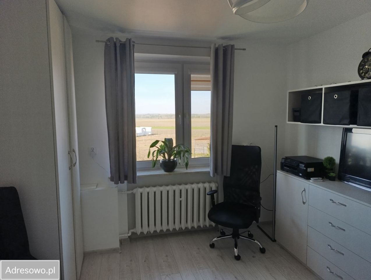 Mieszkanie 3-pokojowe Guzów. Zdjęcie 8