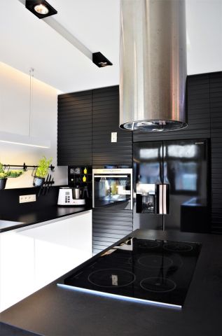 dom wolnostojący, 5 pokoi Zielonki-Wieś. Zdjęcie 4