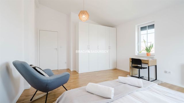 Mieszkanie 3-pokojowe Kraków Stare Miasto, ul. Radziwiłłowska. Zdjęcie 8