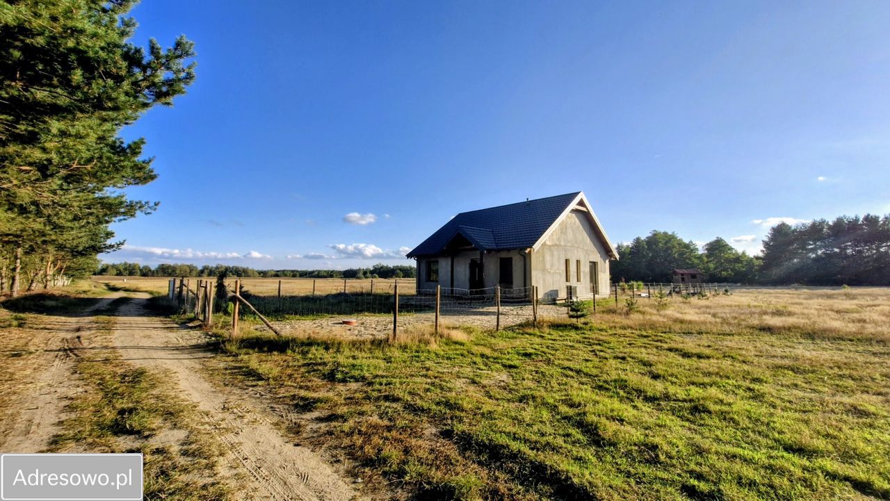 dom wolnostojący, 4 pokoje Żydowo, ul. Polna