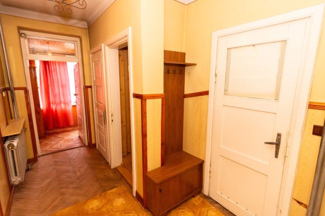 dom wolnostojący, 4 pokoje Ćmielów, ul. Zielona. Zdjęcie 16