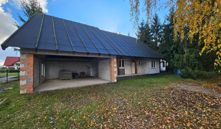 dom wolnostojący, 4 pokoje Dziekanowice