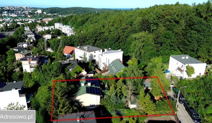 dom wolnostojący, 10 pokoi Gdynia Mały Kack, ul. Orańska