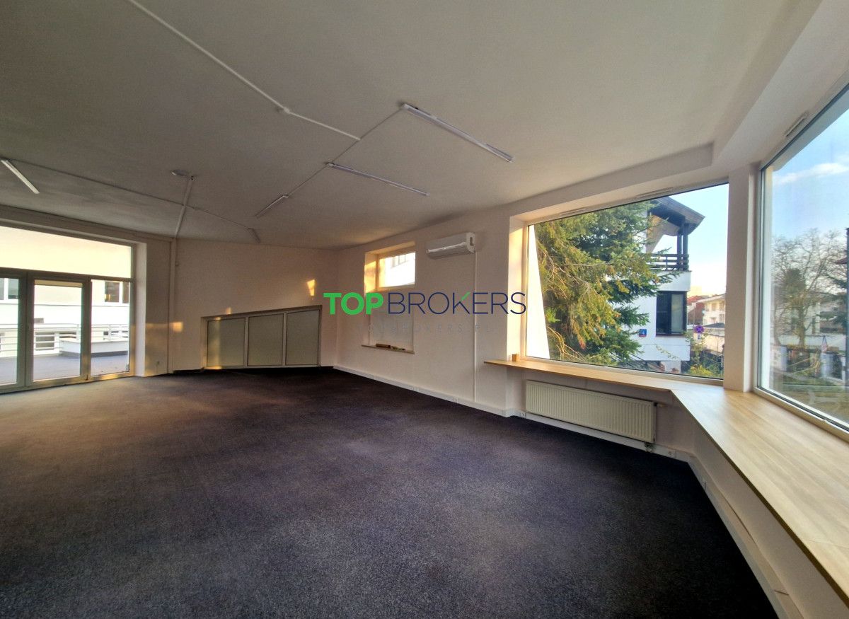 dom wolnostojący, 14 pokoi Warszawa Ochota. Zdjęcie 5