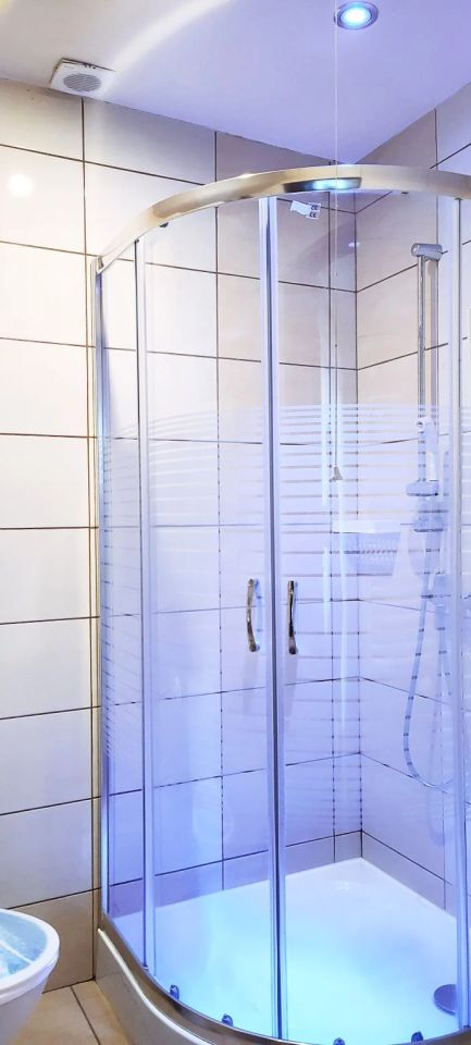 dom wolnostojący, 14 pokoi Szklarska Poręba, ul. Jana Kilińskiego. Zdjęcie 12