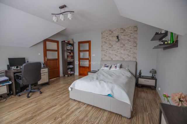 dom wolnostojący, 6 pokoi Leszczydół-Nowiny, ul. Wyszkowska. Zdjęcie 4