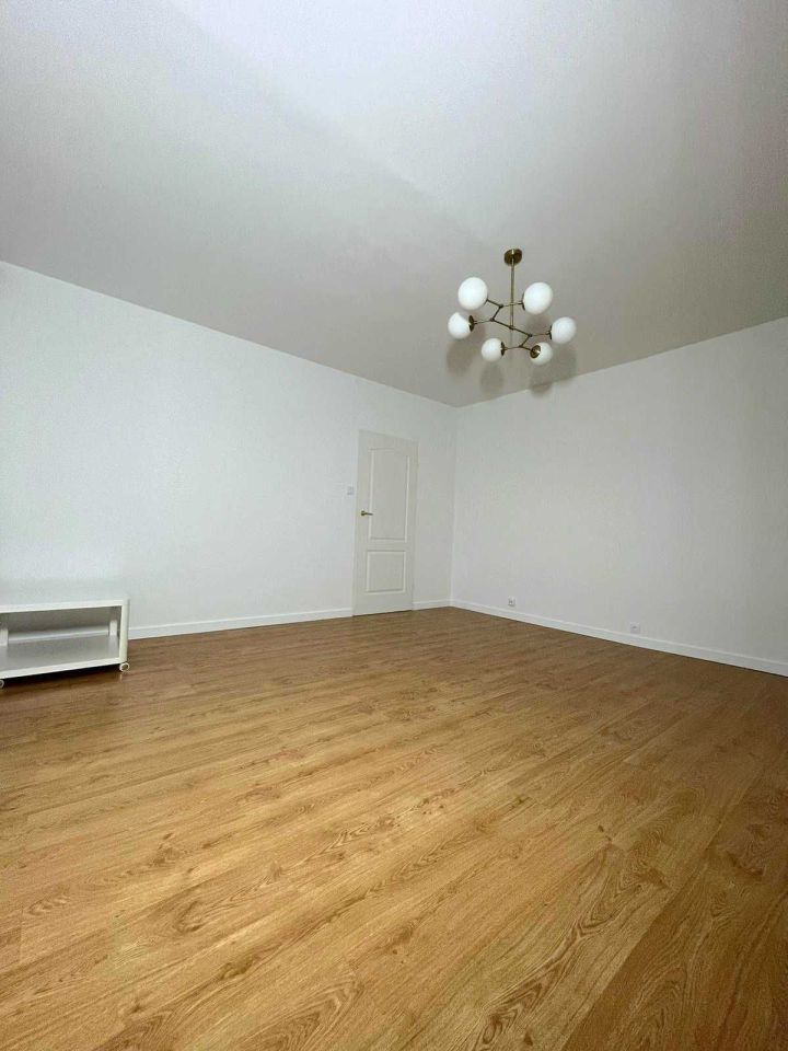 Mieszkanie 3-pokojowe Końskie, ul. Armii Krajowej. Zdjęcie 3