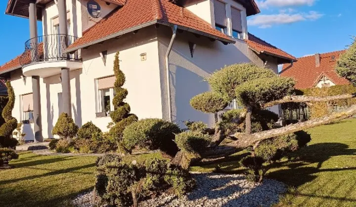 dom wolnostojący Modrzyca