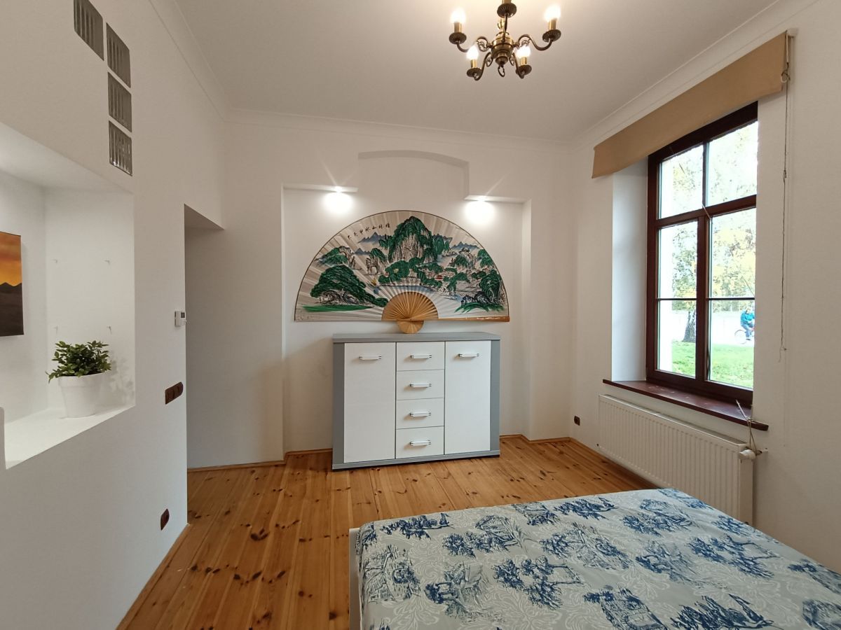 Mieszkanie 3-pokojowe Jelenia Góra Centrum, ul. Teatralna. Zdjęcie 4