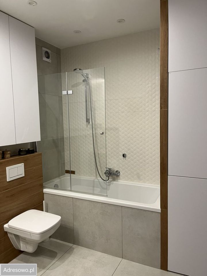 Mieszkanie 4-pokojowe Poznań Grunwald, ul. Jeleniogórska. Zdjęcie 2