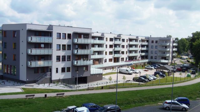 Mieszkanie 3-pokojowe Jelenia Góra Centrum, ul. Osiedle Robotnicze. Zdjęcie 1
