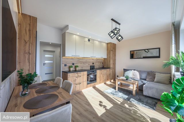 Mieszkanie 3-pokojowe Łódź Retkinia, ul. ks. Jerzego Popiełuszki. Zdjęcie 1