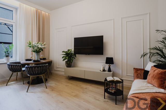 Mieszkanie 4-pokojowe Kraków Kazimierz, pl. Nowy. Zdjęcie 3