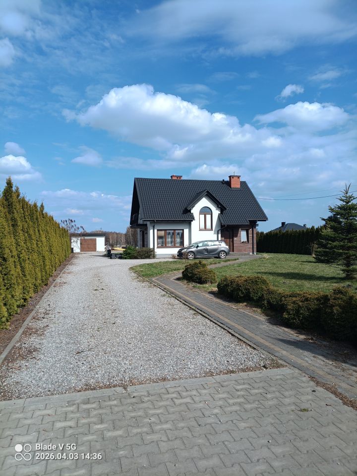 dom wolnostojący, 4 pokoje Karczówka. Zdjęcie 1