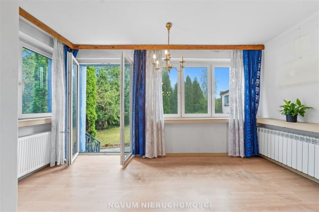 dom wolnostojący, 9 pokoi Świerklaniec. Zdjęcie 9