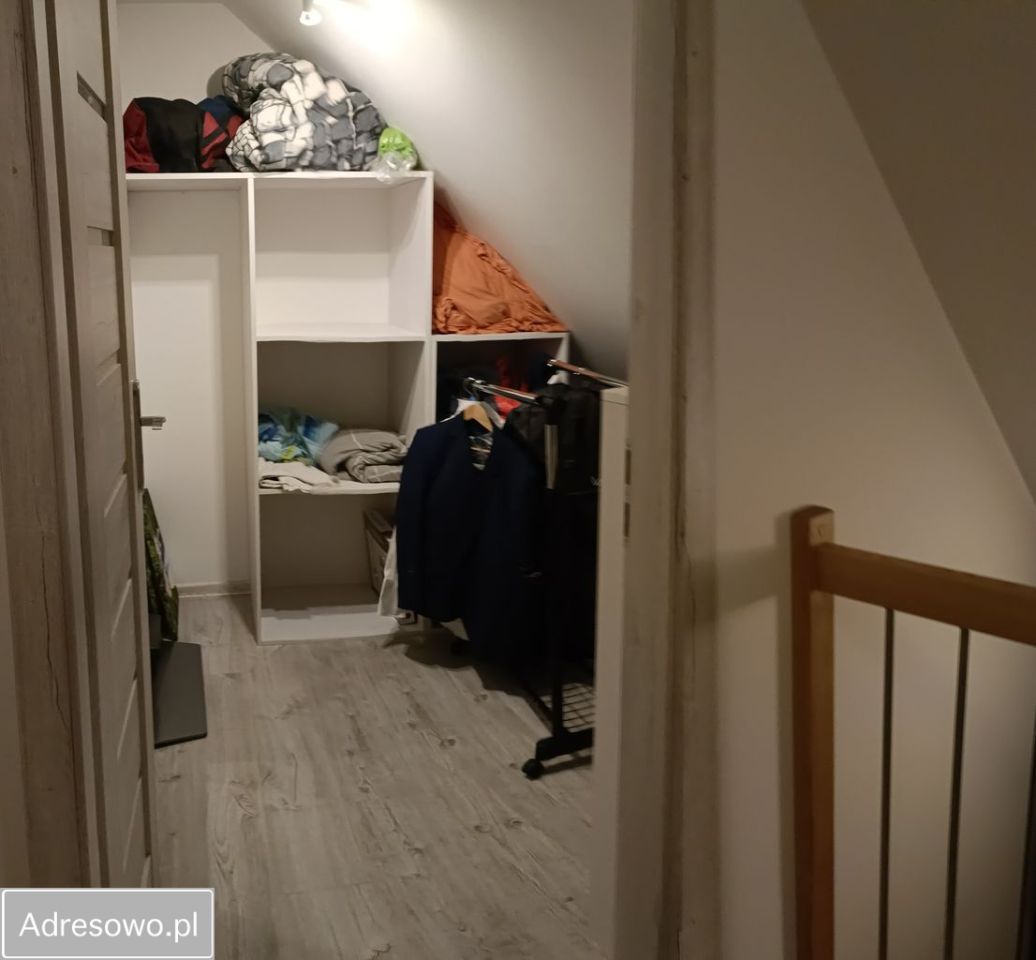 dom wolnostojący, 4 pokoje Uraz, ul. Chabrowa. Zdjęcie 2