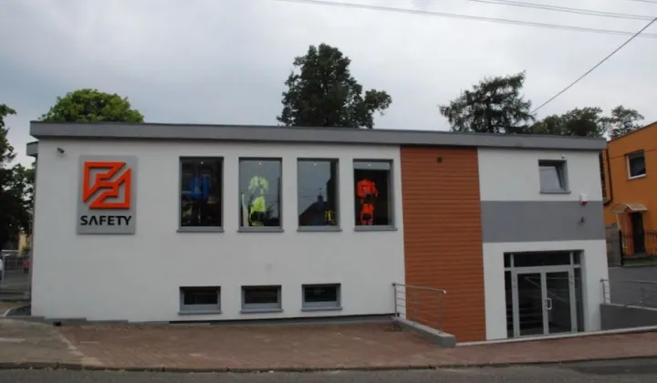Lokal Łobez