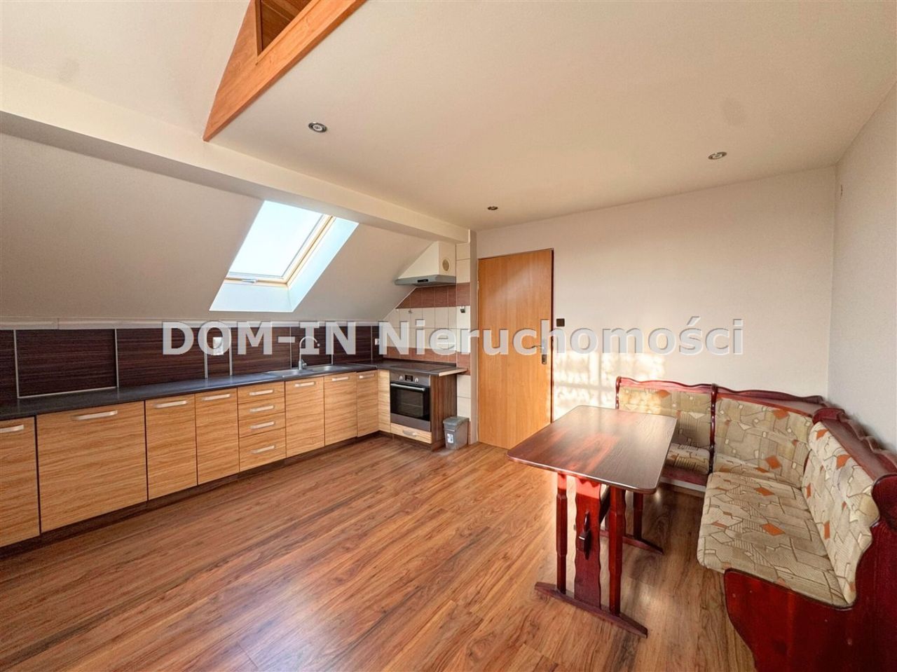 dom wolnostojący, 6 pokoi Palowice, ul. Szkolna. Zdjęcie 17