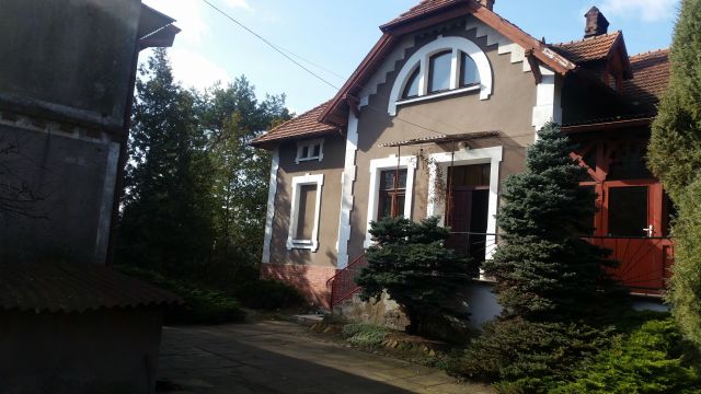 dom wolnostojący, 8 pokoi Jutrosin, ul. Adama Mickiewicza. Zdjęcie 1