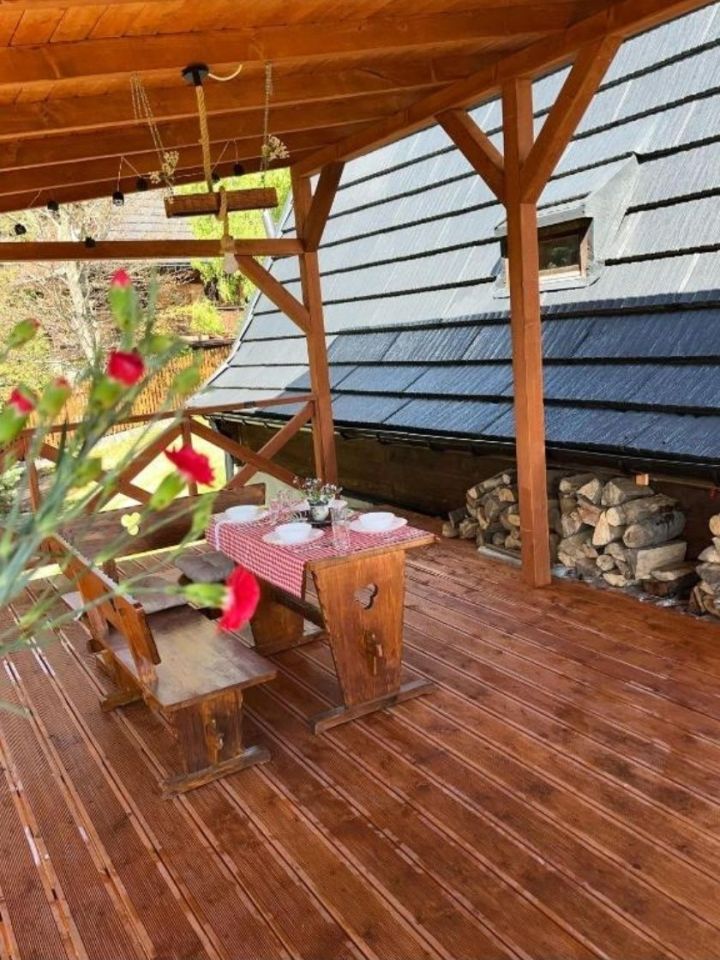 dom wolnostojący, 3 pokoje Naprawa. Zdjęcie 5