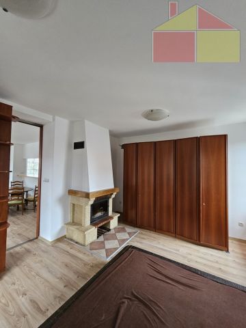 Mieszkanie 3-pokojowe Żary. Zdjęcie 5