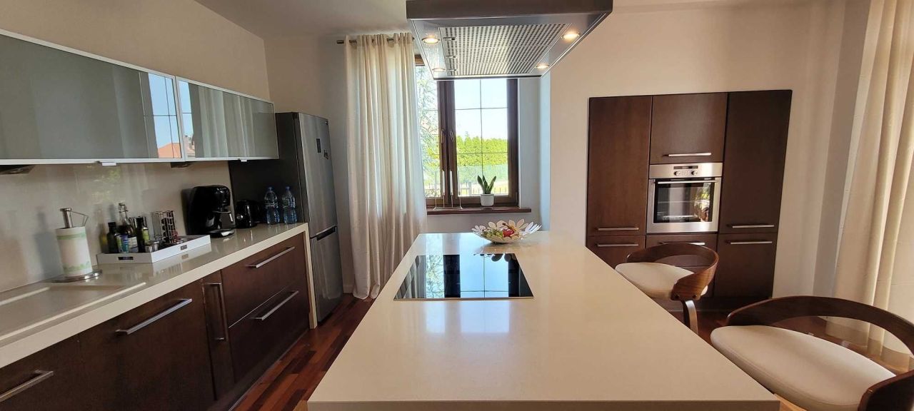 dom wolnostojący Żarów, ul. Brzozowa. Zdjęcie 3