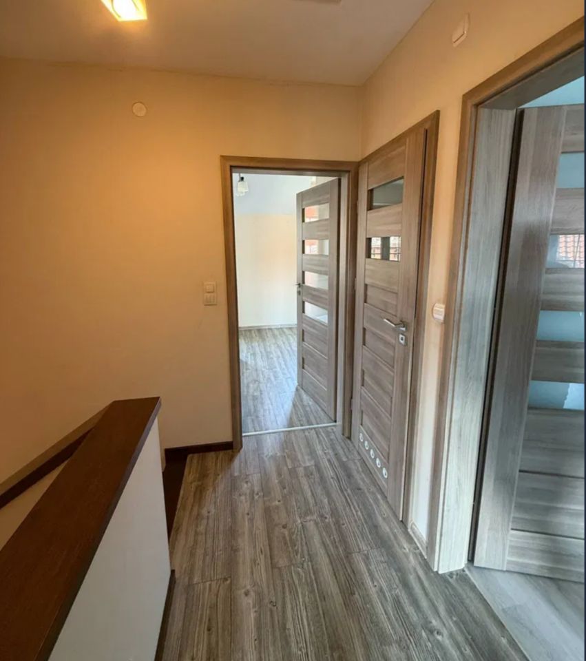 dom szeregowy, 4 pokoje Bibice Czekaj, ul. Leśna. Zdjęcie 8