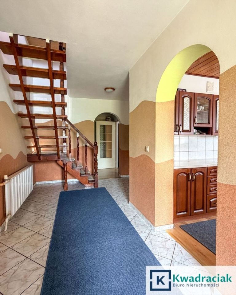 dom wolnostojący, 5 pokoi Ustrobna. Zdjęcie 7