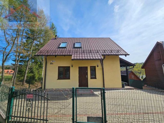 dom wolnostojący, 3 pokoje Karłowice. Zdjęcie 2