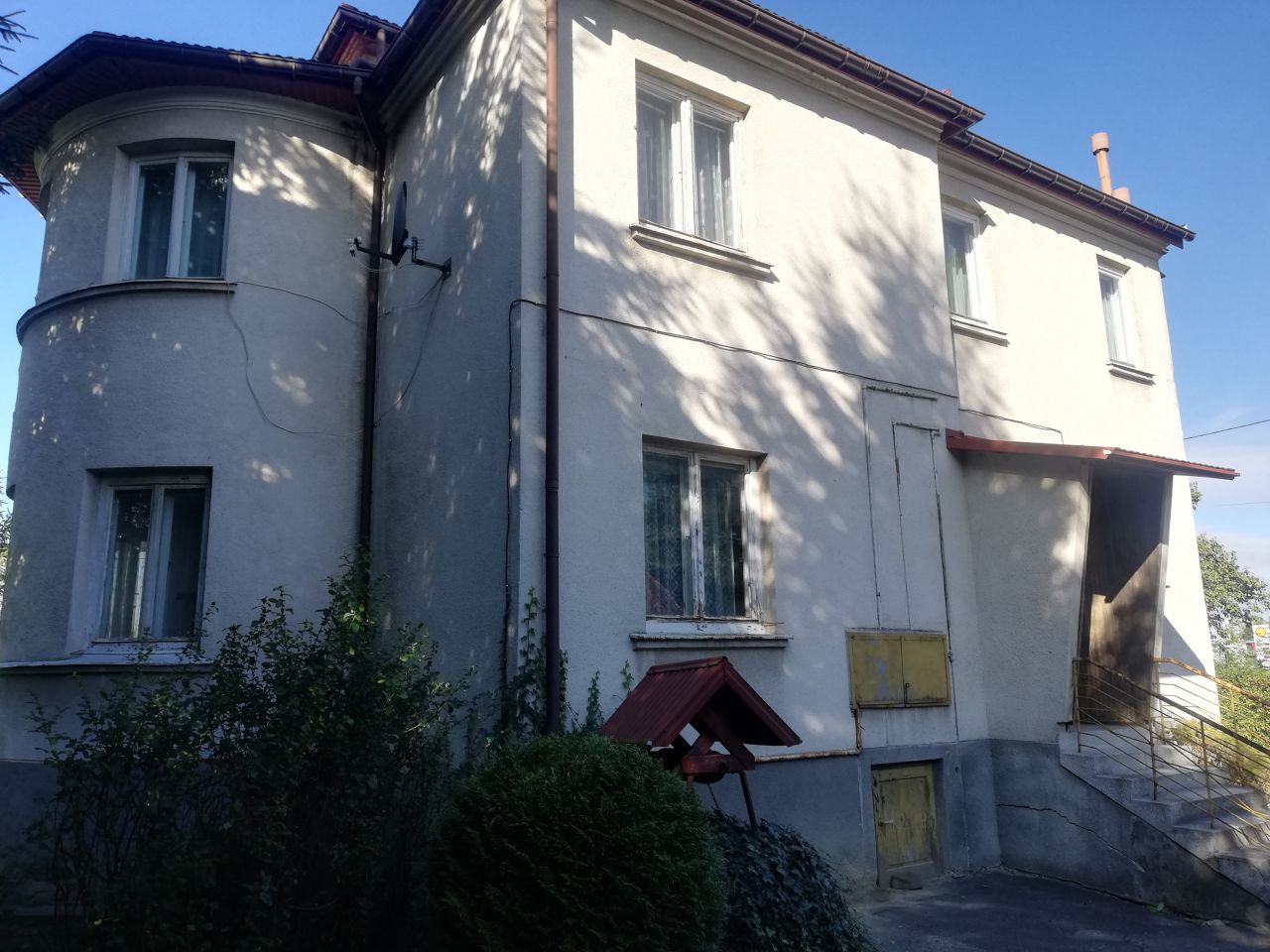 dom wolnostojący, 7 pokoi Krosno Suchodół, ul. Bieszczadzka. Zdjęcie 2