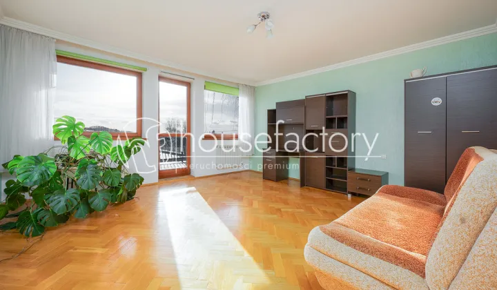 dom wolnostojący, 5 pokoi Starowa Góra, ul. Piętrowa