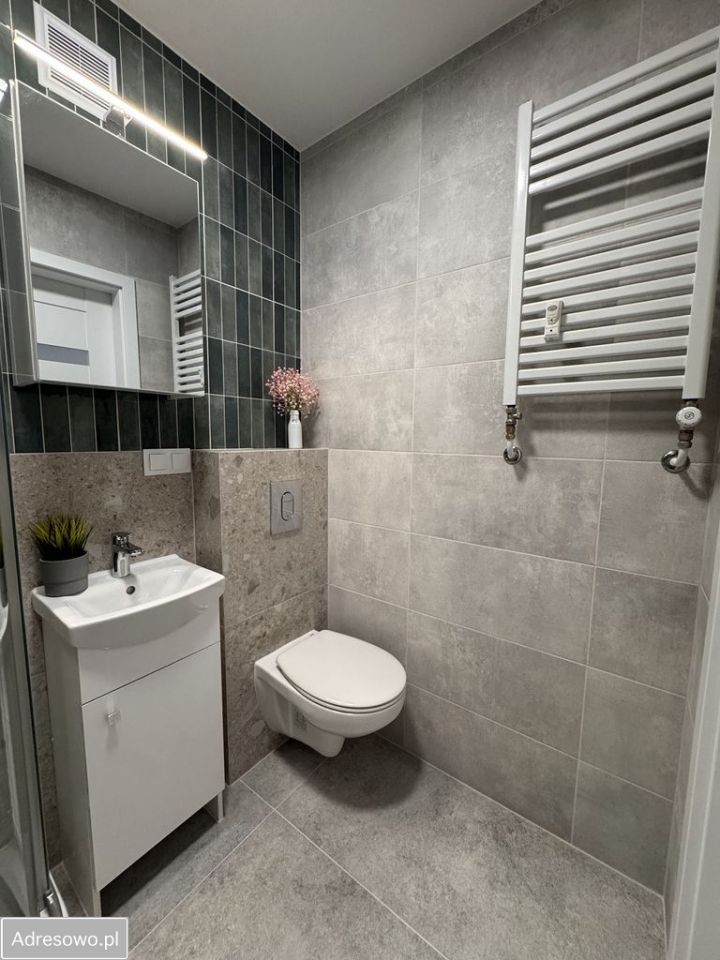 Mieszkanie 2-pokojowe Nowy Dwór Mazowiecki Centrum, ul. Bohaterów Modlina. Zdjęcie 2