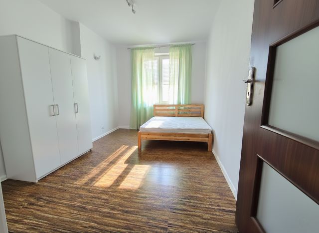 Mieszkanie 2-pokojowe Kraków Stare Miasto, ul. Halicka. Zdjęcie 1