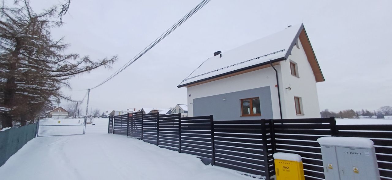 dom wolnostojący, 4 pokoje Szyce. Zdjęcie 9