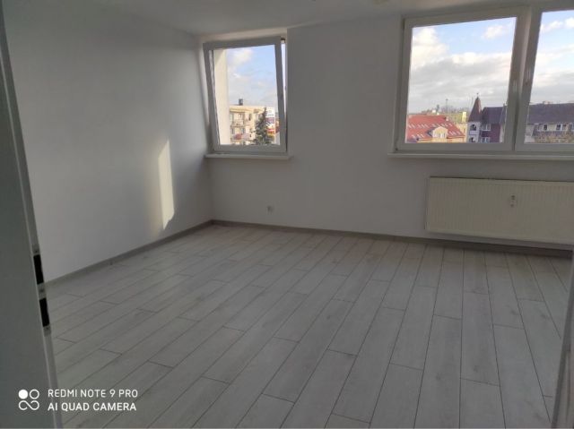 Mieszkanie 2-pokojowe Sulęcin, pl. Plac Stefana Czarnieckiego. Zdjęcie 1